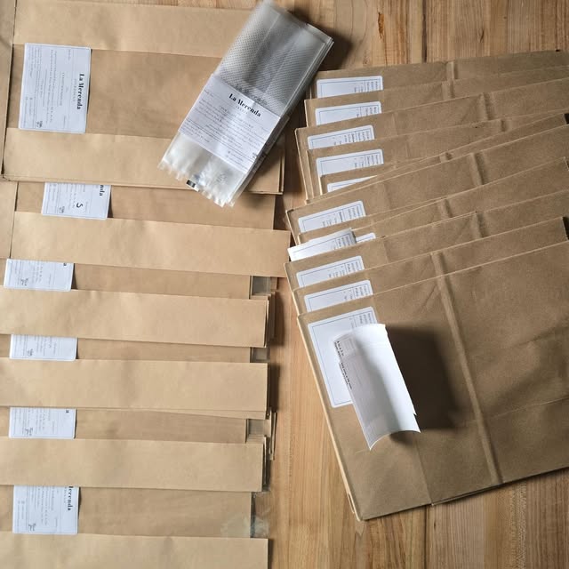 La Merenda bread bags, labelled and ready
